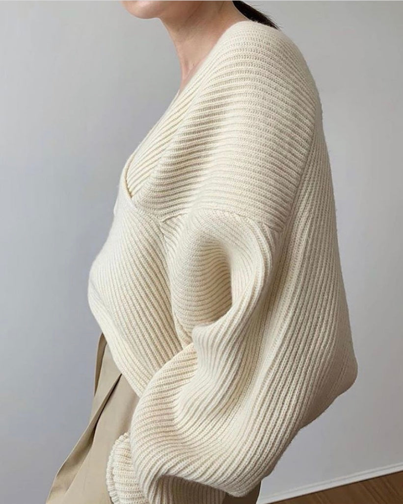 Noelia | Elegancki sweter w sploty