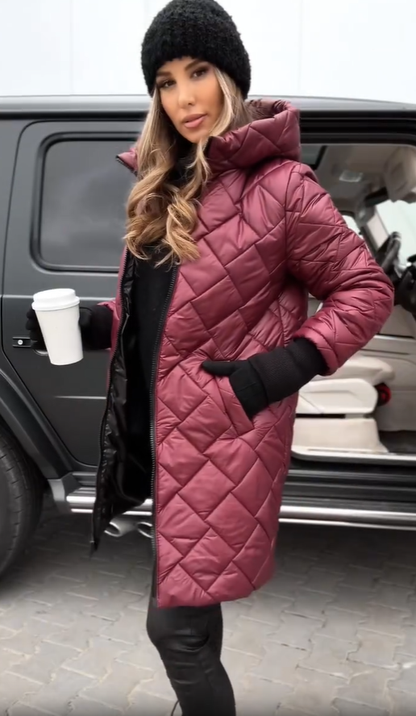 Monika | Elegancka pikowana kurtka puchowa z kapturem