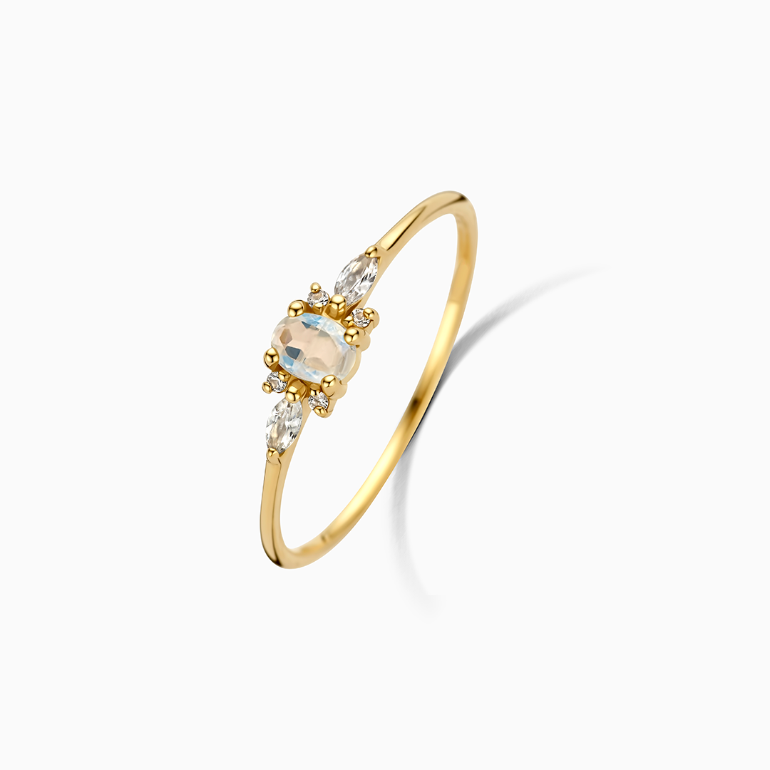 Lioravelle | Fioletowy Pierścionek Diamentowy 18k Złoto
