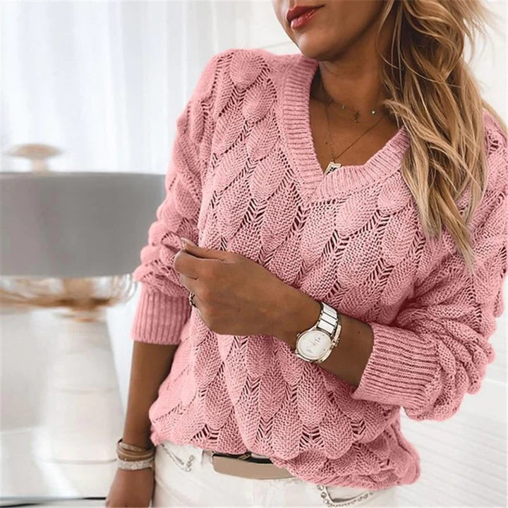 OLGA | Sweter z dekoltem w serek
